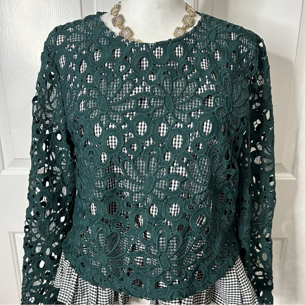 Anthropologie Maeve Green Pleated Lace Top Gabriella Gingham (size small) - Picture 3 of 10